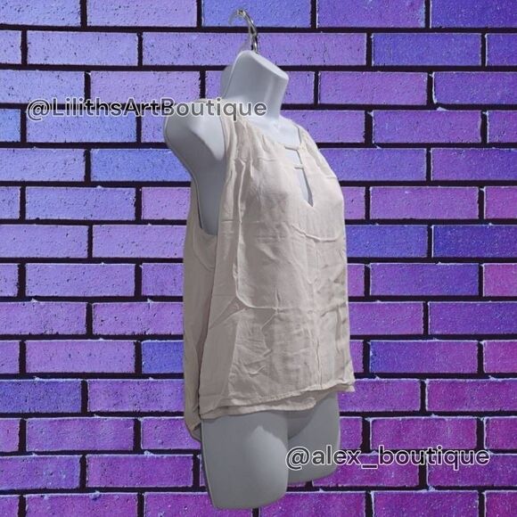 Forever 21 Tank (M007)-Tops, Size M for Women - Picture 2 of 6